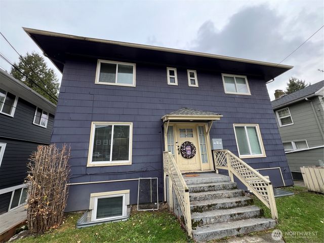 5026 20th Avenue NE, Seattle, WA 98105