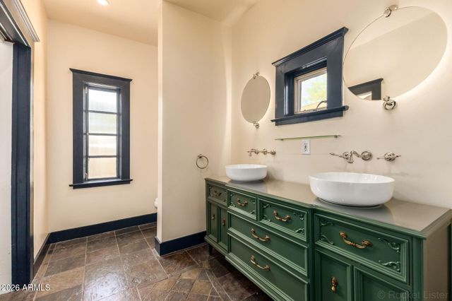 2034 N MITCHELL Street, Phoenix, AZ 85006