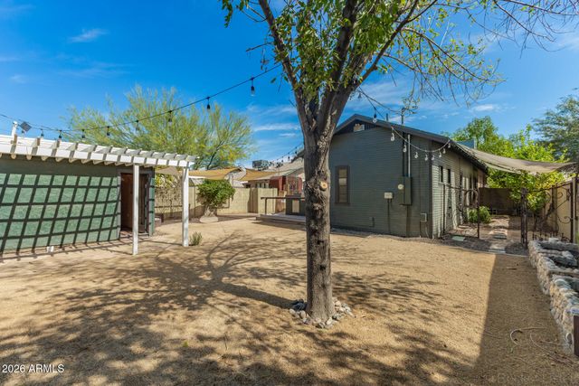 2034 N MITCHELL Street, Phoenix, AZ 85006