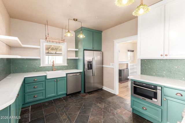 2034 N MITCHELL Street, Phoenix, AZ 85006