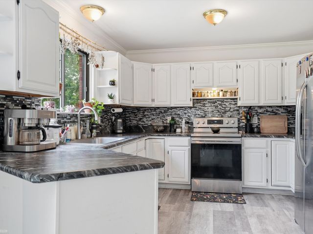 26180 Woodland Drive, Chesterfield Twp, MI 48051