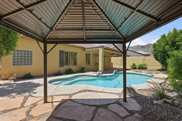 15221 S 18TH Avenue, Phoenix, AZ 85045
