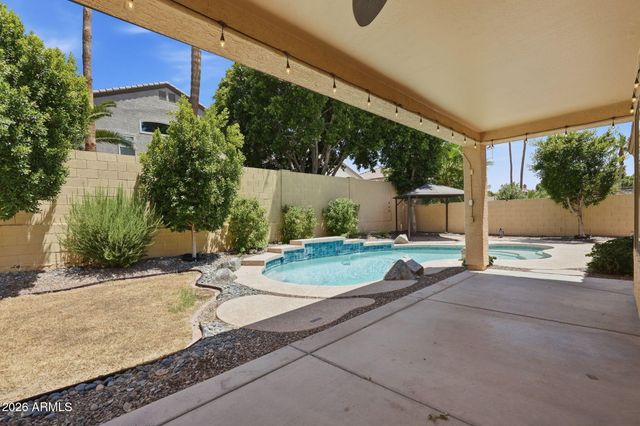 15221 S 18TH Avenue, Phoenix, AZ 85045