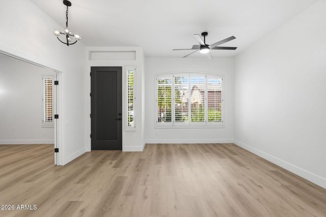15221 S 18TH Avenue, Phoenix, AZ 85045