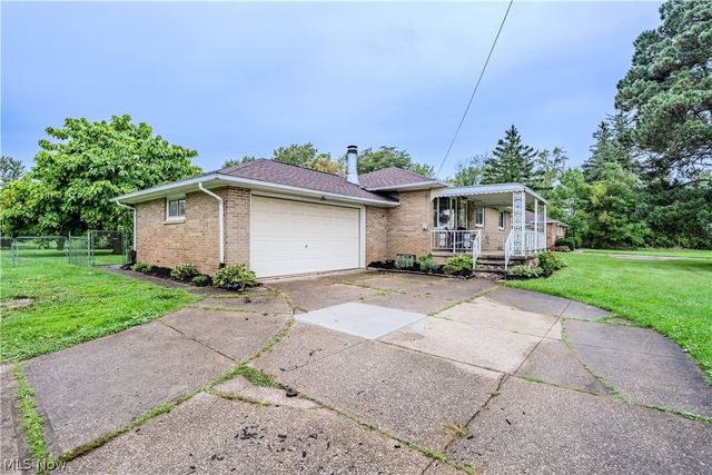 144 W 130th Street, Brunswick, OH 44212