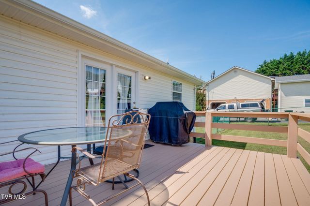 1111 Daisy Lane, Jonesborough, TN 37659