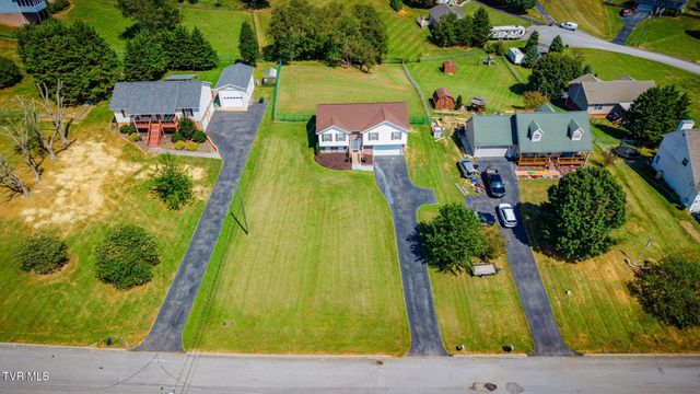1111 Daisy Lane, Jonesborough, TN 37659