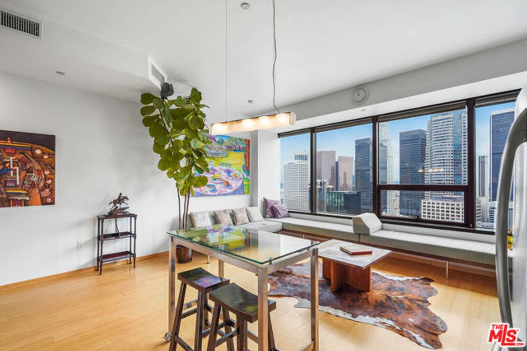 1100 Wilshire Boulevard 2610, Los Angeles, CA 90017