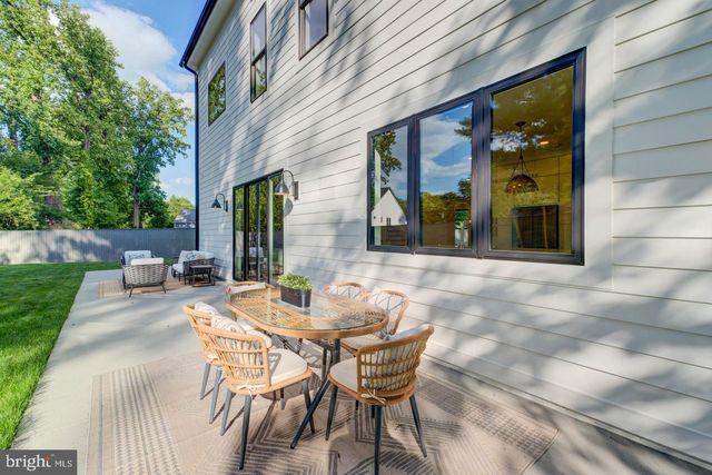 7102 ALGER RD, Falls Church, VA 22042