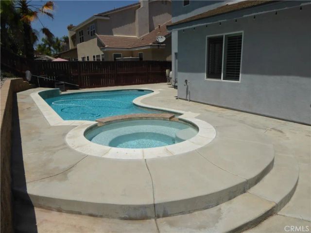 17115 Noble View Circle, Riverside, CA 92503