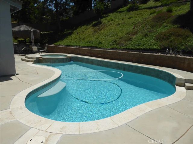17115 Noble View Circle, Riverside, CA 92503