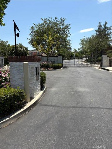 17115 Noble View Circle, Riverside, CA 92503
