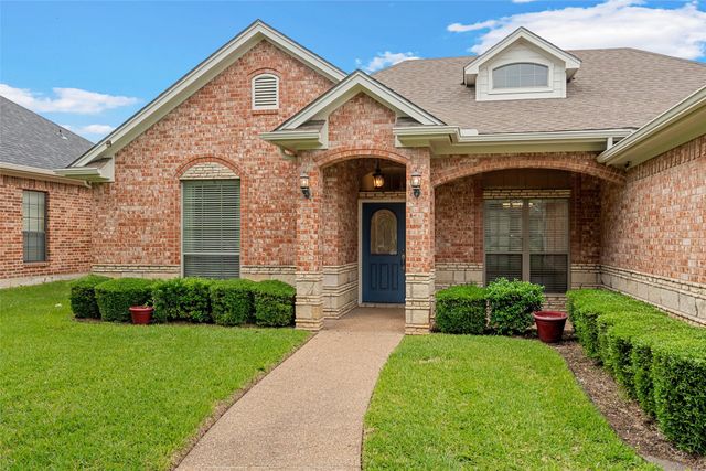 1305 Buffalo Pass, Woodway, TX 76712