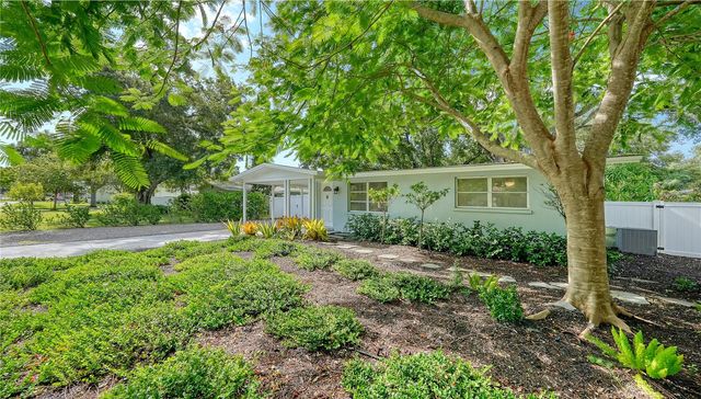 2374 ARLINGTON STREET, Sarasota, FL 34239