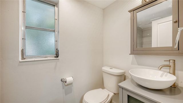 2374 ARLINGTON STREET, Sarasota, FL 34239