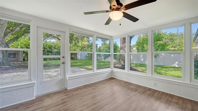 2374 ARLINGTON STREET, Sarasota, FL 34239