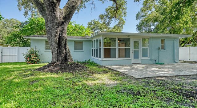 2374 ARLINGTON STREET, Sarasota, FL 34239