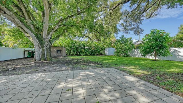 2374 ARLINGTON STREET, Sarasota, FL 34239