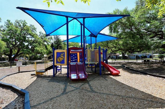 2374 ARLINGTON STREET, Sarasota, FL 34239