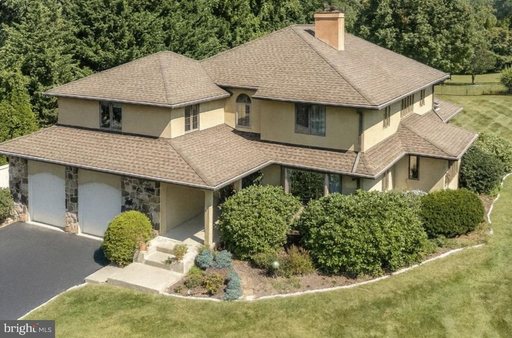 611 N WHITFORD RD, Exton, PA 19341