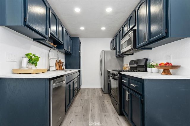 20553 S Vermont Avenue 6, Torrance, CA 90502