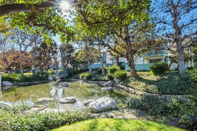 20553 S Vermont Avenue 6, Torrance, CA 90502
