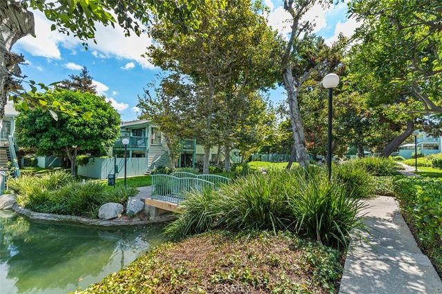 20553 S Vermont Avenue 6, Torrance, CA 90502