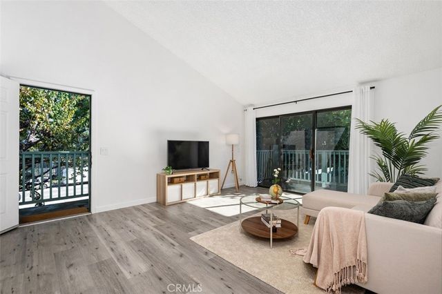20553 S Vermont Avenue 6, Torrance, CA 90502