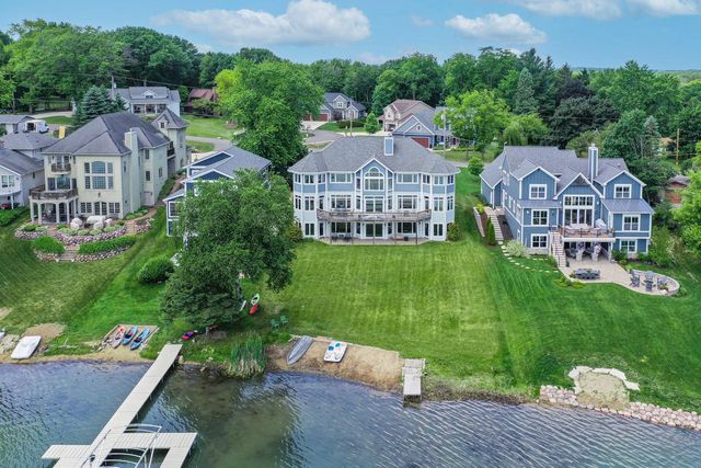 3711 Lake STREET, Burlington, WI 53105