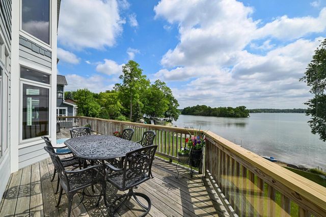 3711 Lake STREET, Burlington, WI 53105
