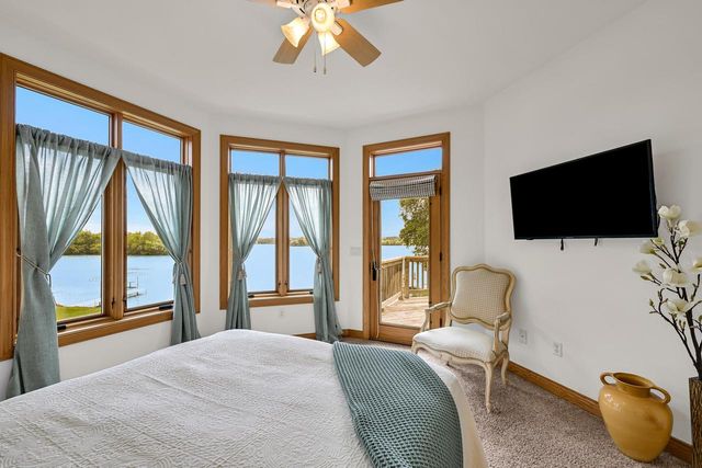3711 Lake STREET, Burlington, WI 53105