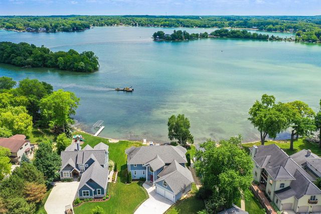 3711 Lake STREET, Burlington, WI 53105