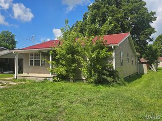 2011 Arkansas Avenue, Poplar Bluff, MO 63901