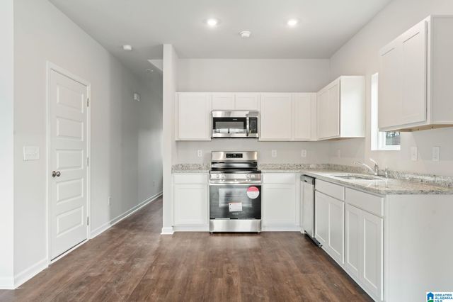 295 JEMISON TRAILS DRIVE, Jemison, AL 35085