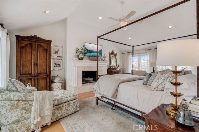 2025 E Balboa, Newport Beach, CA 92661