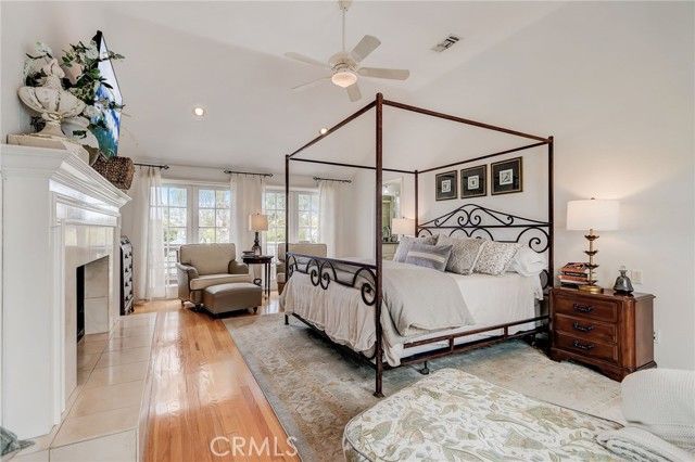 2025 E Balboa, Newport Beach, CA 92661