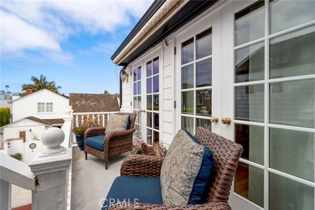 2025 E Balboa, Newport Beach, CA 92661