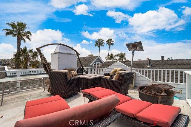 2025 E Balboa, Newport Beach, CA 92661
