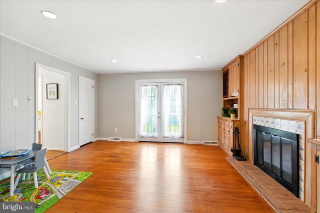 1605 BEECH AVE, Elkins Park, PA 19027