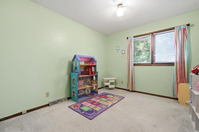 134 34th Avenue N, Saint Cloud, MN 56303