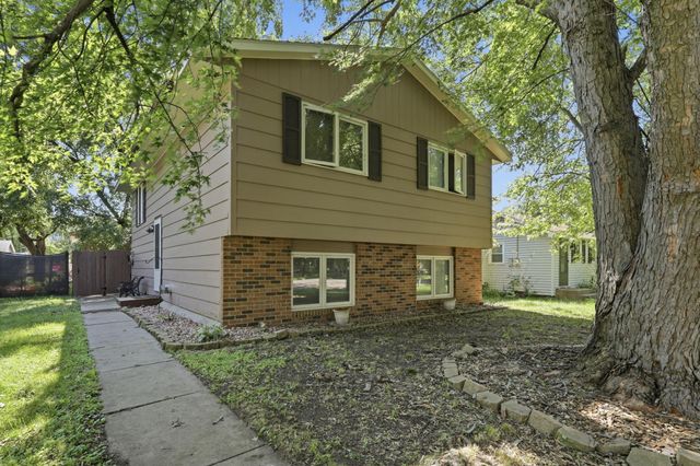 134 34th Avenue N, Saint Cloud, MN 56303