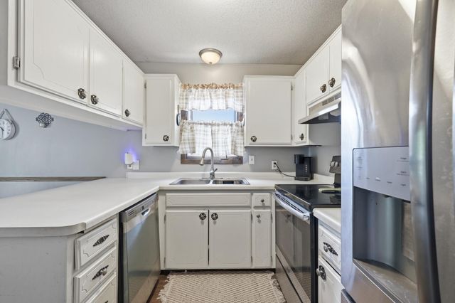 134 34th Avenue N, Saint Cloud, MN 56303
