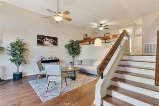 1008 W Riverside Drive 34, Burbank, CA 91506