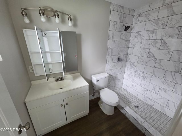 1848 S Palmetto Avenue, South Daytona, FL 32119