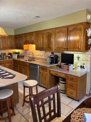 599 FORESTDALE DR, Collierville, TN 38017