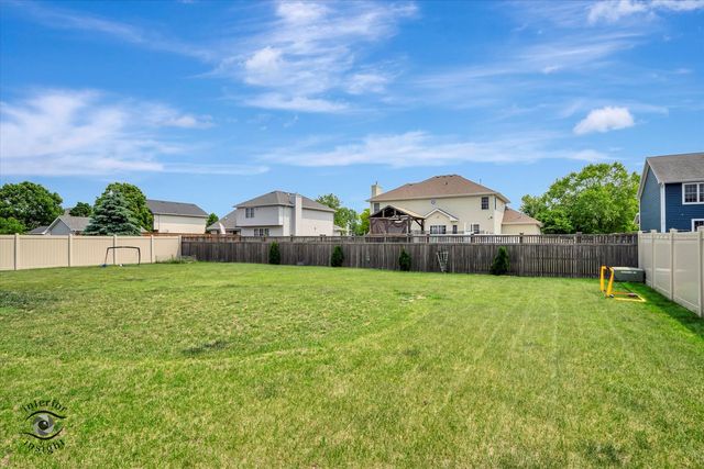 975 S Laura Lane, Coal City, IL 60416