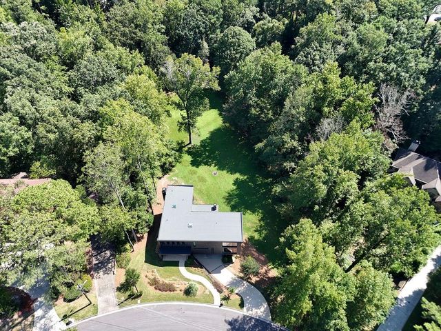 80 Idlewood Court, Atlanta, GA 30327
