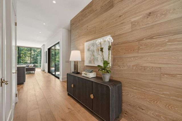 80 Idlewood Court, Atlanta, GA 30327