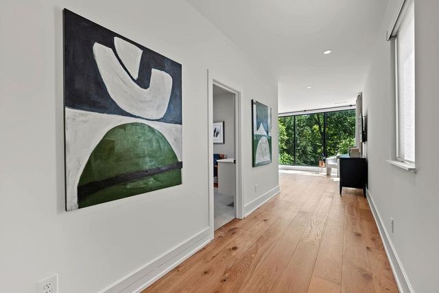 80 Idlewood Court, Atlanta, GA 30327