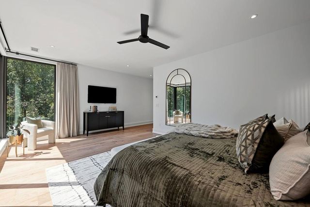 80 Idlewood Court, Atlanta, GA 30327